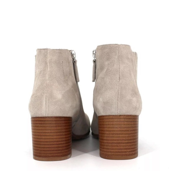 Aquatalia Weatherproof Block
Heel Bootie  women size 10 / Grey new - Picture 3 of 16